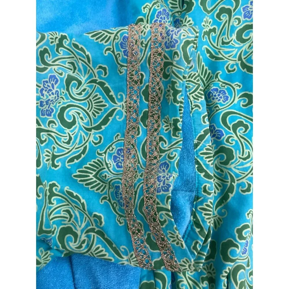 Victoria’s Secret Robe - Picture 4 of 7